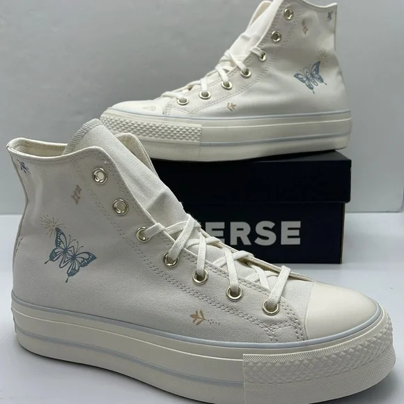 Converse WMNS High-Top Platform Sneakers
CTAS LIFT HI VINTAGE WHITE/COCOON BLUE - Picture 15 of 16